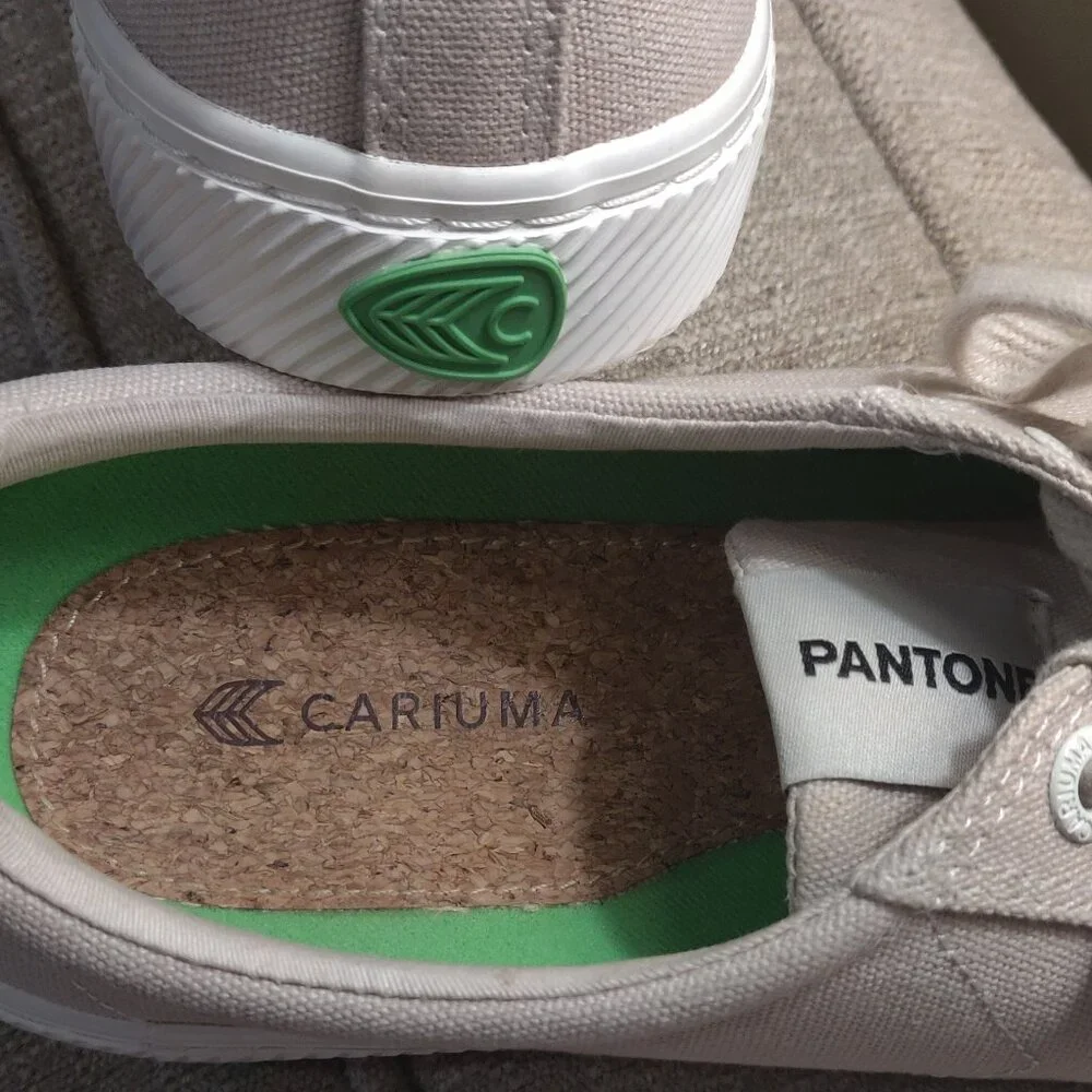 Cariuma Pantone OCA Low Canvas Sneaker Taupe US Women 11/ US Men 9.5